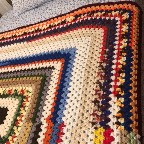 Afghan Handmade Blanket Granny Square Crochet Throw. Multi-Colored - Picture 6 of 7